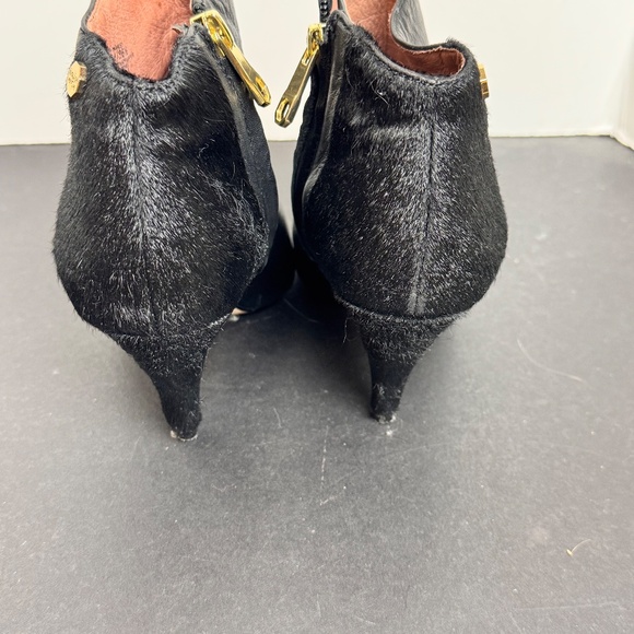 Ladies Louise et Cie Wafley Black Leather Booties Size 6.5 - Picture 6 of 13